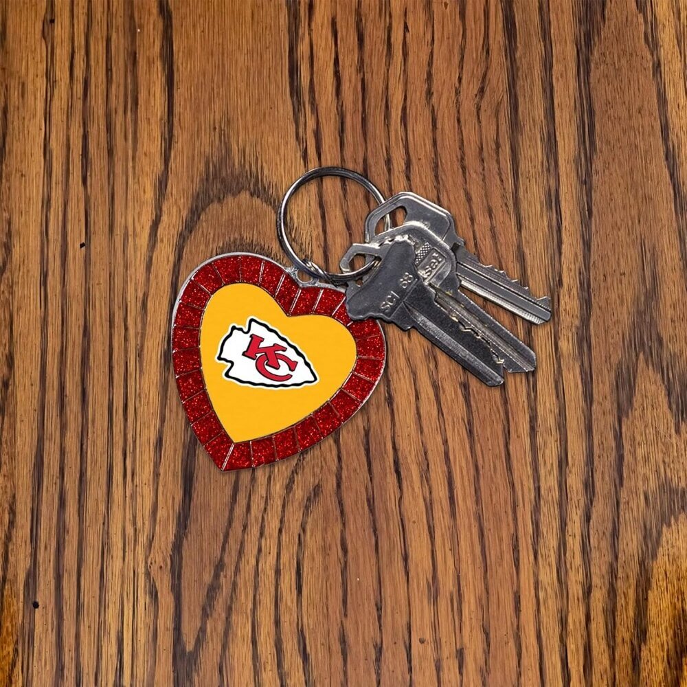 NFL Football Rhinestone Heart Keychain - Great Accessory - Picture 2 of 7